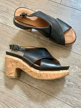 Kenneth Cole Black Leather Cork Platform Slingback Sandals